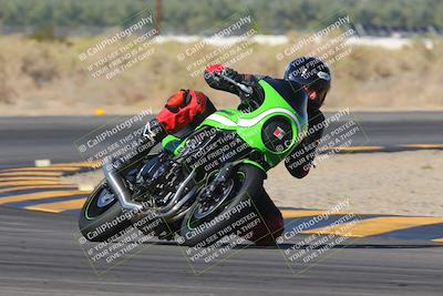 media/Nov-06-2023-Moto Forza (Mon) [[ce023d0744]]/4-Beginner Group/Session 3 (Turn 16)/